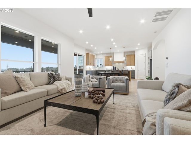 23037 Sw CURRY RIDGE Dr, Sherwood, OR 97140