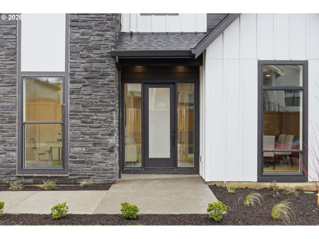 23037 Sw CURRY RIDGE Dr, Sherwood, OR 97140