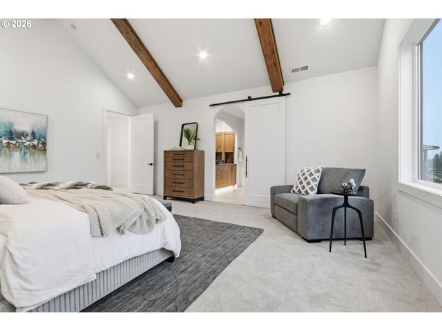 23037 Sw CURRY RIDGE Dr, Sherwood, OR 97140