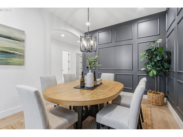 23037 Sw CURRY RIDGE Dr, Sherwood, OR 97140