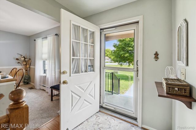 12132 Lexington Drive 2, Green Oak Township, MI 48178