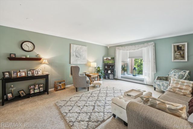 12132 Lexington Drive 2, Green Oak Township, MI 48178