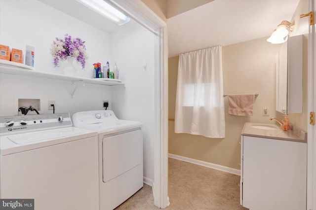 13323 MAUGANSVILLE RD, Hagerstown, MD 21740