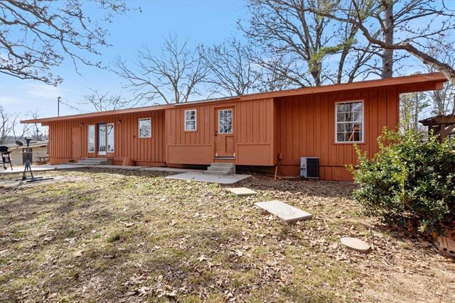 2 Arnold Lane, Bella Vista, AR 72715