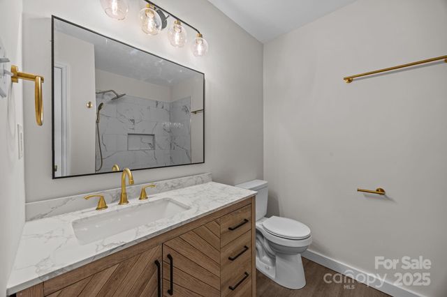 5324 Cheval Place, Charlotte, NC 28205