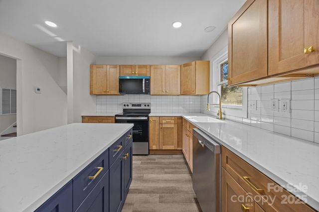 5324 Cheval Place, Charlotte, NC 28205