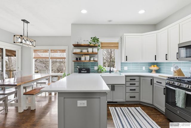 6108 S 176th Street, Omaha, NE 68135