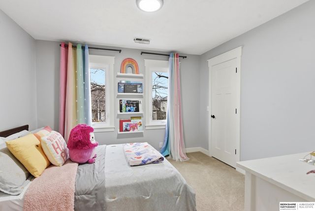 6108 S 176th Street, Omaha, NE 68135