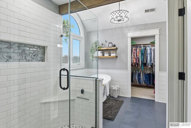 6108 S 176th Street, Omaha, NE 68135