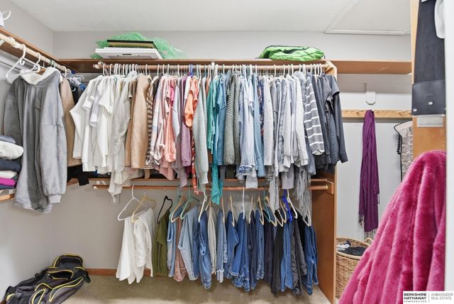 6108 S 176th Street, Omaha, NE 68135