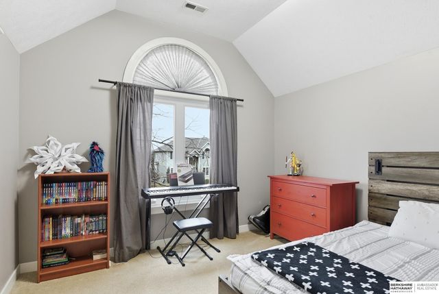 6108 S 176th Street, Omaha, NE 68135