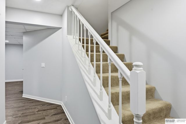 6108 S 176th Street, Omaha, NE 68135