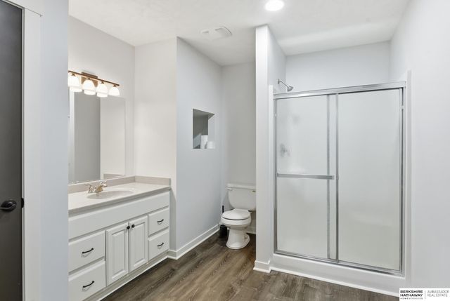 6108 S 176th Street, Omaha, NE 68135