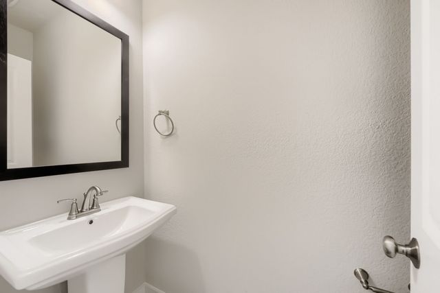 1728 Truro Lane, Fort Worth, TX 76052