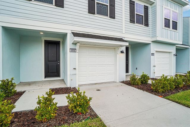 6868 HOLCOMBE DOWN DRIVE, Zephyrhills, FL 33541