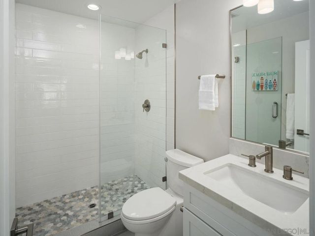 851 53 Sapphire, San Diego, CA 92109