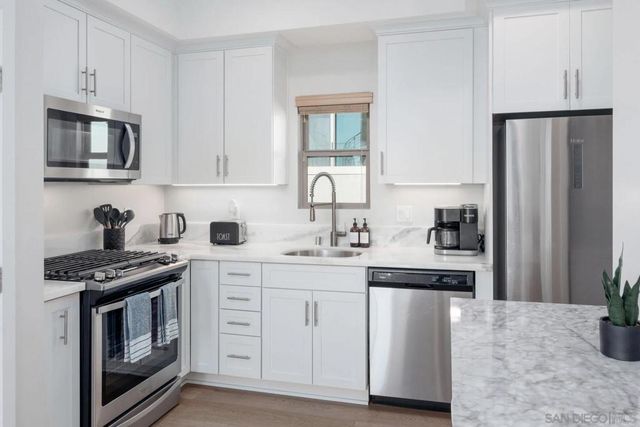 851 53 Sapphire, San Diego, CA 92109