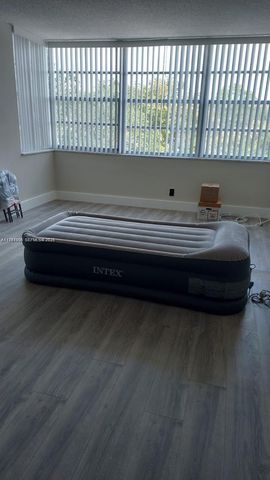 6700 Cypress Rd 409, Plantation, FL 33317