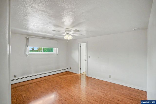 2860 Quinaby Rd NE, Salem, OR 97303