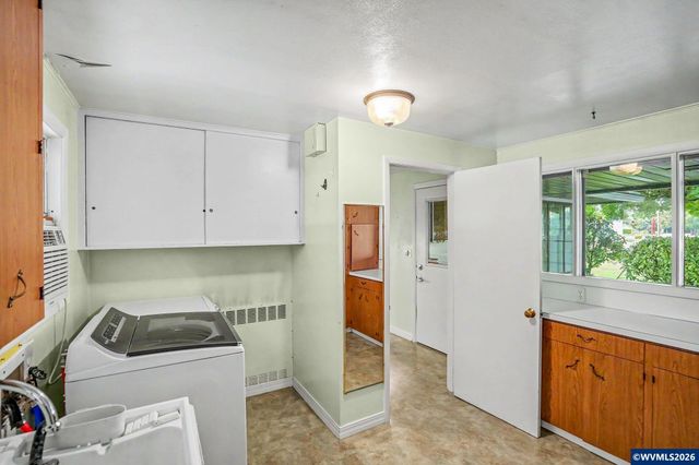 2860 Quinaby Rd NE, Salem, OR 97303