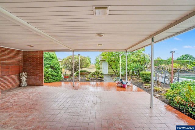 2860 Quinaby Rd NE, Salem, OR 97303
