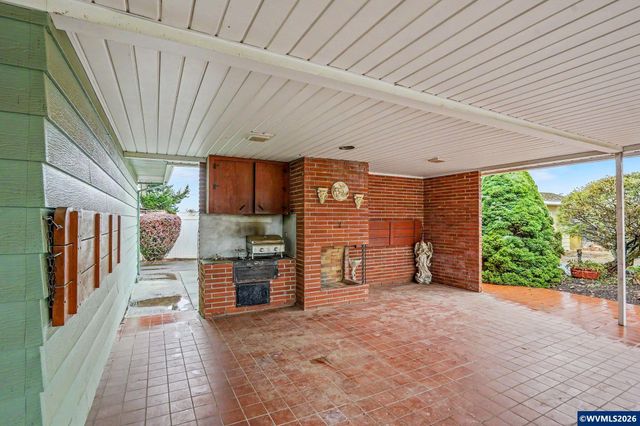 2860 Quinaby Rd NE, Salem, OR 97303