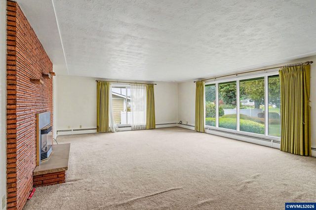 2860 Quinaby Rd NE, Salem, OR 97303