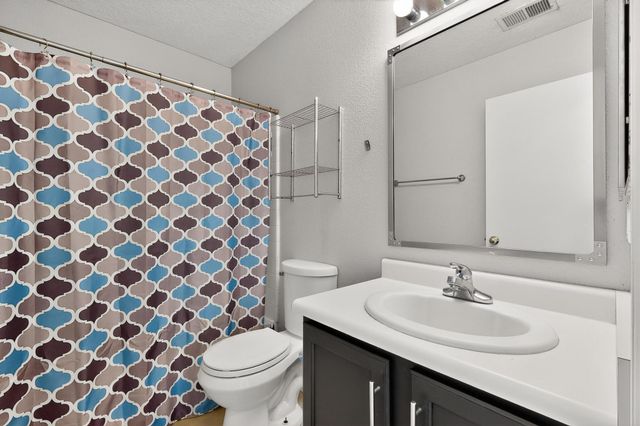 6000 Celestial Avenue NW, Albuquerque, NM 87114