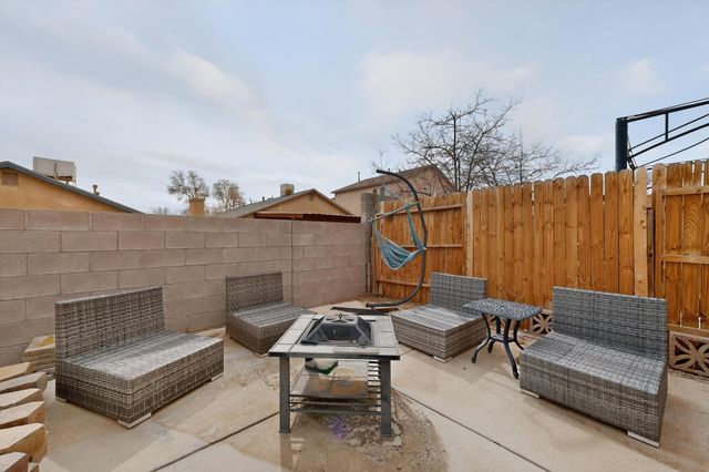 6000 Celestial Avenue NW, Albuquerque, NM 87114