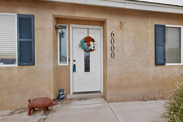 6000 Celestial Avenue NW, Albuquerque, NM 87114