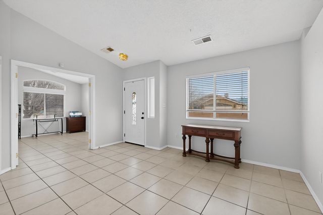 6000 Celestial Avenue NW, Albuquerque, NM 87114