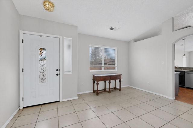 6000 Celestial Avenue NW, Albuquerque, NM 87114