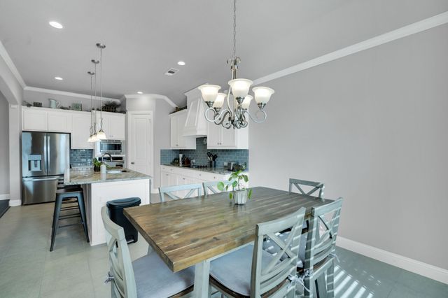 618 Lonesome Dove Drive, Midlothian, TX 76065