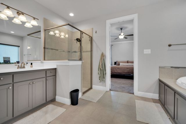 618 Lonesome Dove Drive, Midlothian, TX 76065