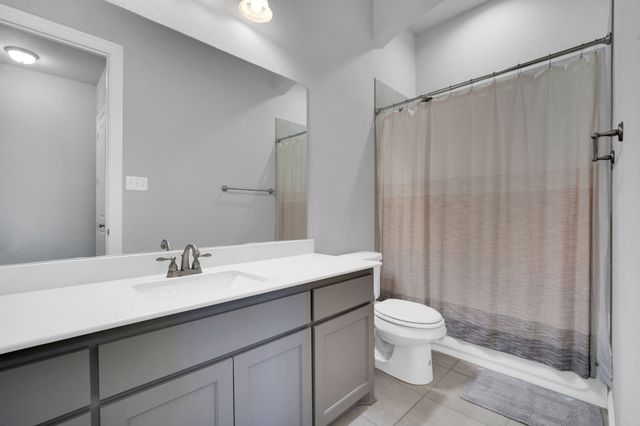 618 Lonesome Dove Drive, Midlothian, TX 76065