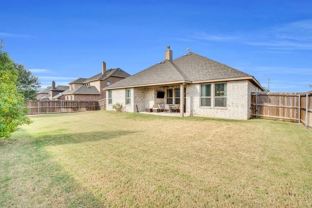618 Lonesome Dove Drive, Midlothian, TX 76065