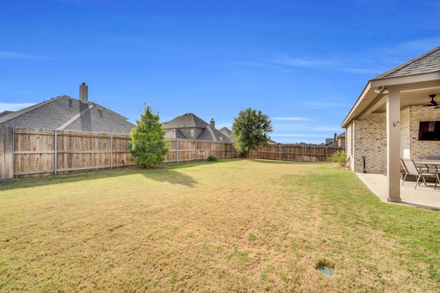 618 Lonesome Dove Drive, Midlothian, TX 76065