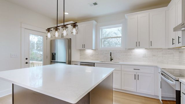 274 38th Ave, N, Nashville, TN 37209