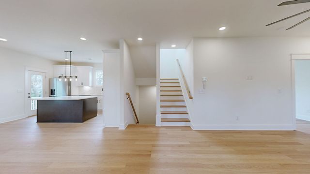 274 38th Ave, N, Nashville, TN 37209