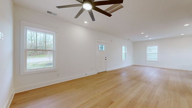 274 38th Ave, N, Nashville, TN 37209