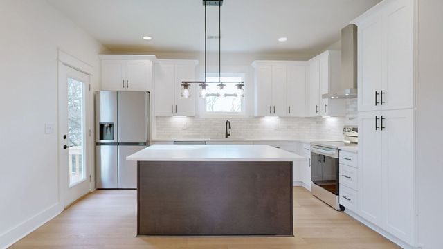 274 38th Ave, N, Nashville, TN 37209