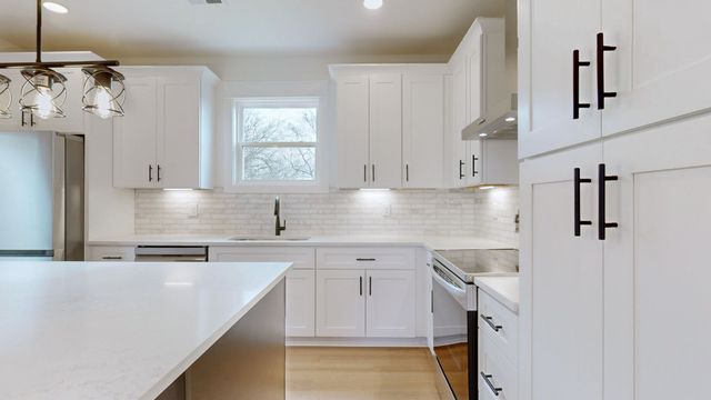 274 38th Ave, N, Nashville, TN 37209