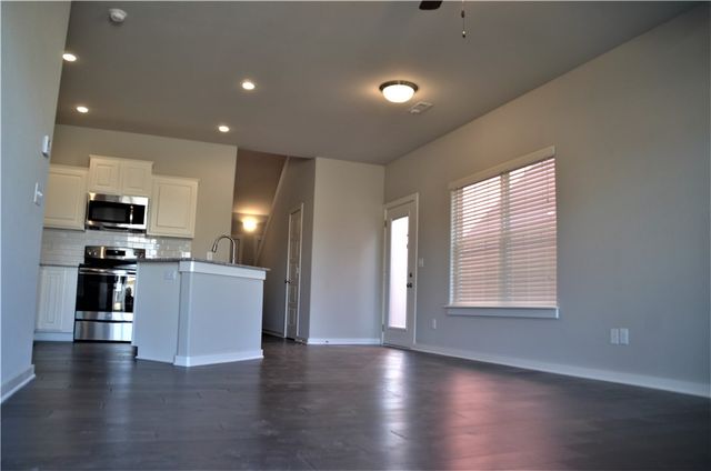 3912 SW Peachwood Drive, Bentonville, AR 72713