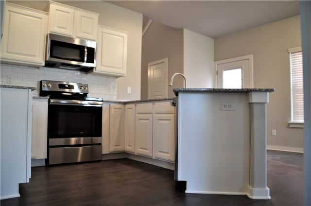 3912 SW Peachwood Drive, Bentonville, AR 72713