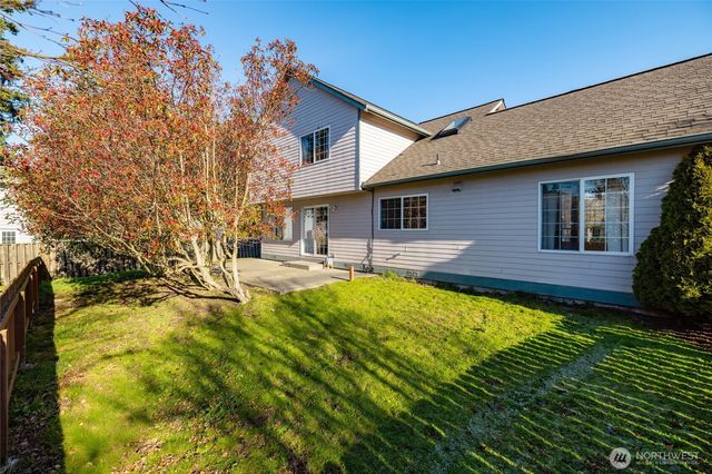 2419 SW Capital Drive, Oak Harbor, WA 98277