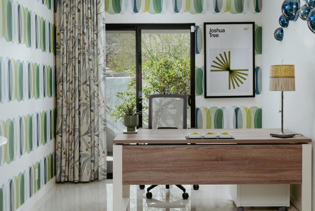 2444 S Calle Palo Fierro, Palm Springs, CA 92264