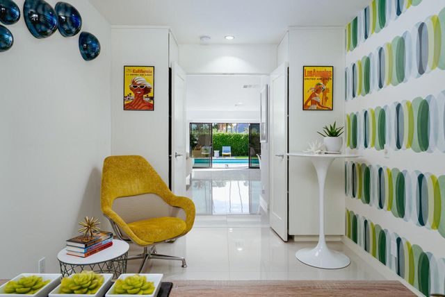 2444 S Calle Palo Fierro, Palm Springs, CA 92264