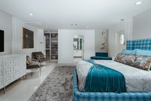 2444 S Calle Palo Fierro, Palm Springs, CA 92264