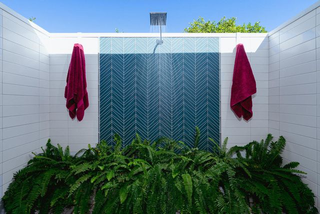 2444 S Calle Palo Fierro, Palm Springs, CA 92264