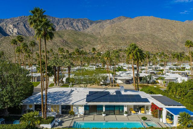 2444 S Calle Palo Fierro, Palm Springs, CA 92264